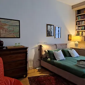 https://casa-mari-free-secure-parking-breakfast-private.it-lombardy.com